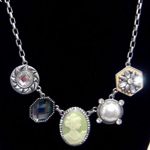 Lia Sophia Jewelry - HPx2💎Retired Lia Sophia Nostalgia 16”-19”Necklace